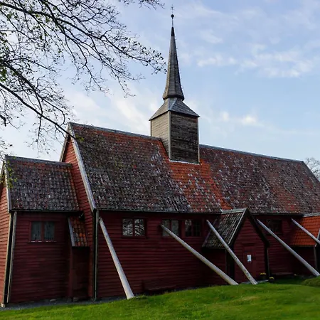 Historic Cabin By The Atlantic Ocean Road * Vevang