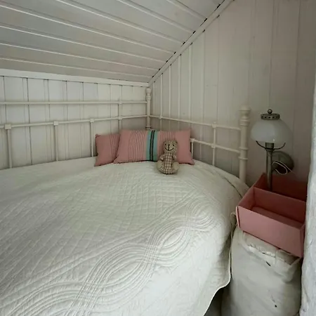 Historic Cabin By The Atlantic Ocean Road Hébergement de vacances Vevang