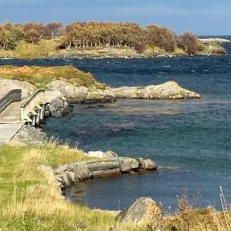 Historic By The Atlantic Ocean Road Vevang