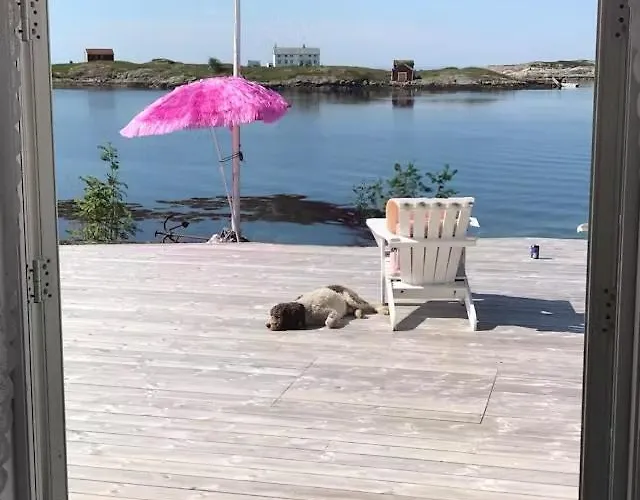 Hébergement de vacances Historic Cabin By The Atlantic Ocean Road *