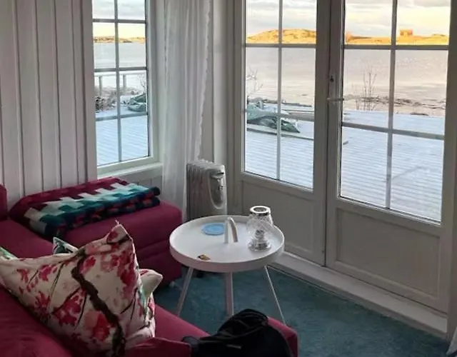 Historic Cabin By The Atlantic Ocean Road * Vevang