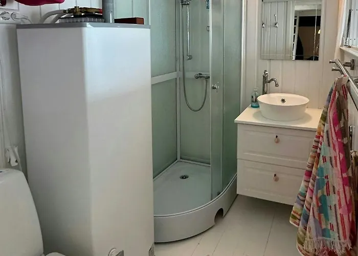 Historic Cabin By The Atlantic Ocean Road * Vevang