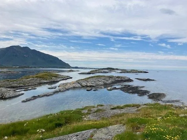 Historic Cabin By The Atlantic Ocean Road * Vevang