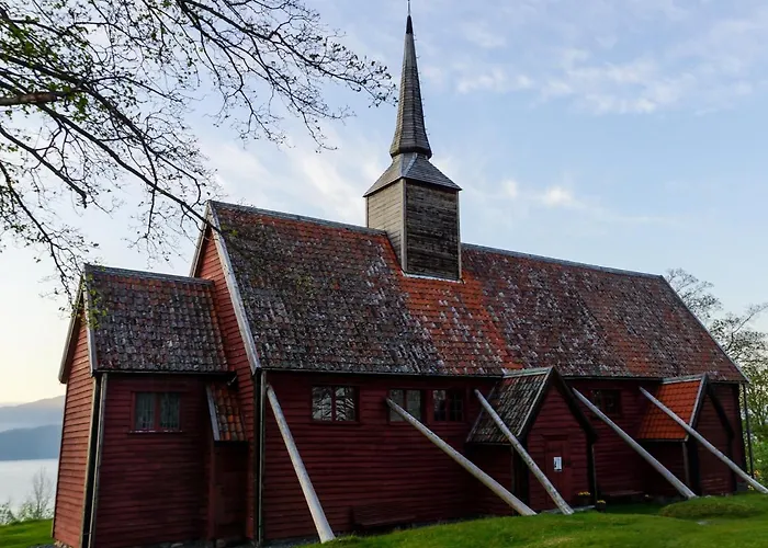 Historic Cabin By The Atlantic Ocean Road * Vevang