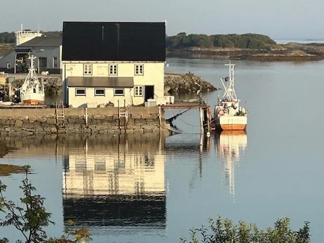 Historic Cabin By The Atlantic Ocean Road Hébergement de vacances