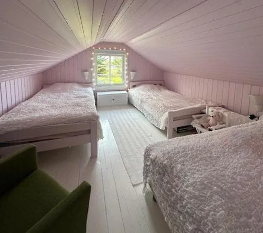 Historic Cabin By The Atlantic Ocean Road Hébergement de vacances Vevang