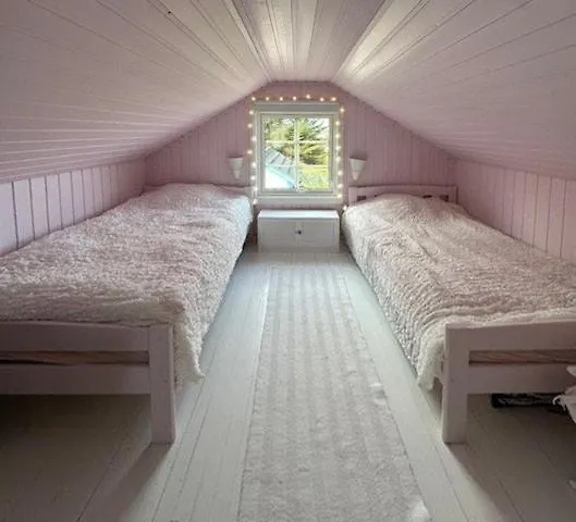 Historic Cabin By The Atlantic Ocean Road Casa vacanze Vevang