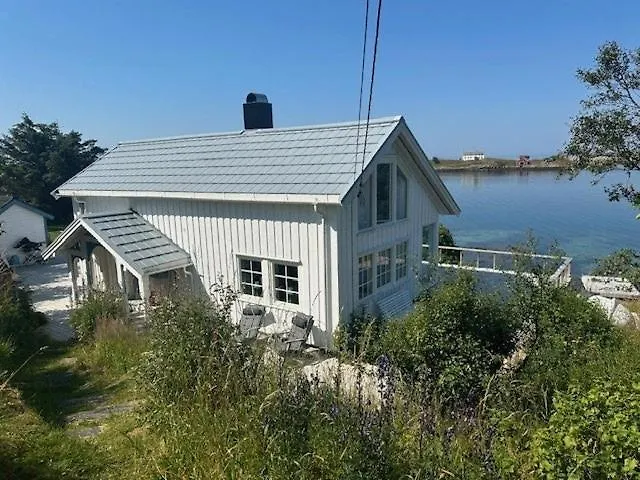 Historic Cabin By The Atlantic Ocean Road *