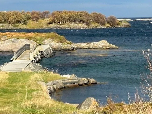 Historic Cabin By The Atlantic Ocean Road Vevang